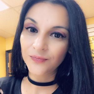 Meet your Posher, Johanita